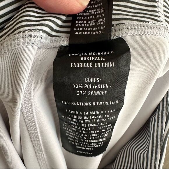 All Fenix White and Grey Striped Limitless High Rise Leggings Size Medium - Picture 8 of 8